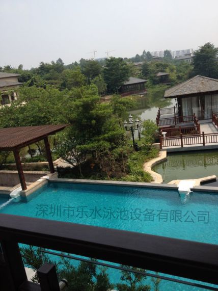 壁掛式過(guò)濾設(shè)備2